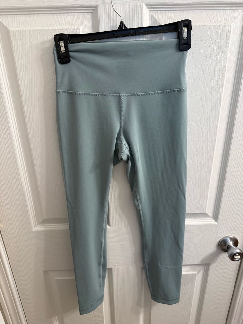 Lululemon Women's High-Rise Leggings in Sage 25”